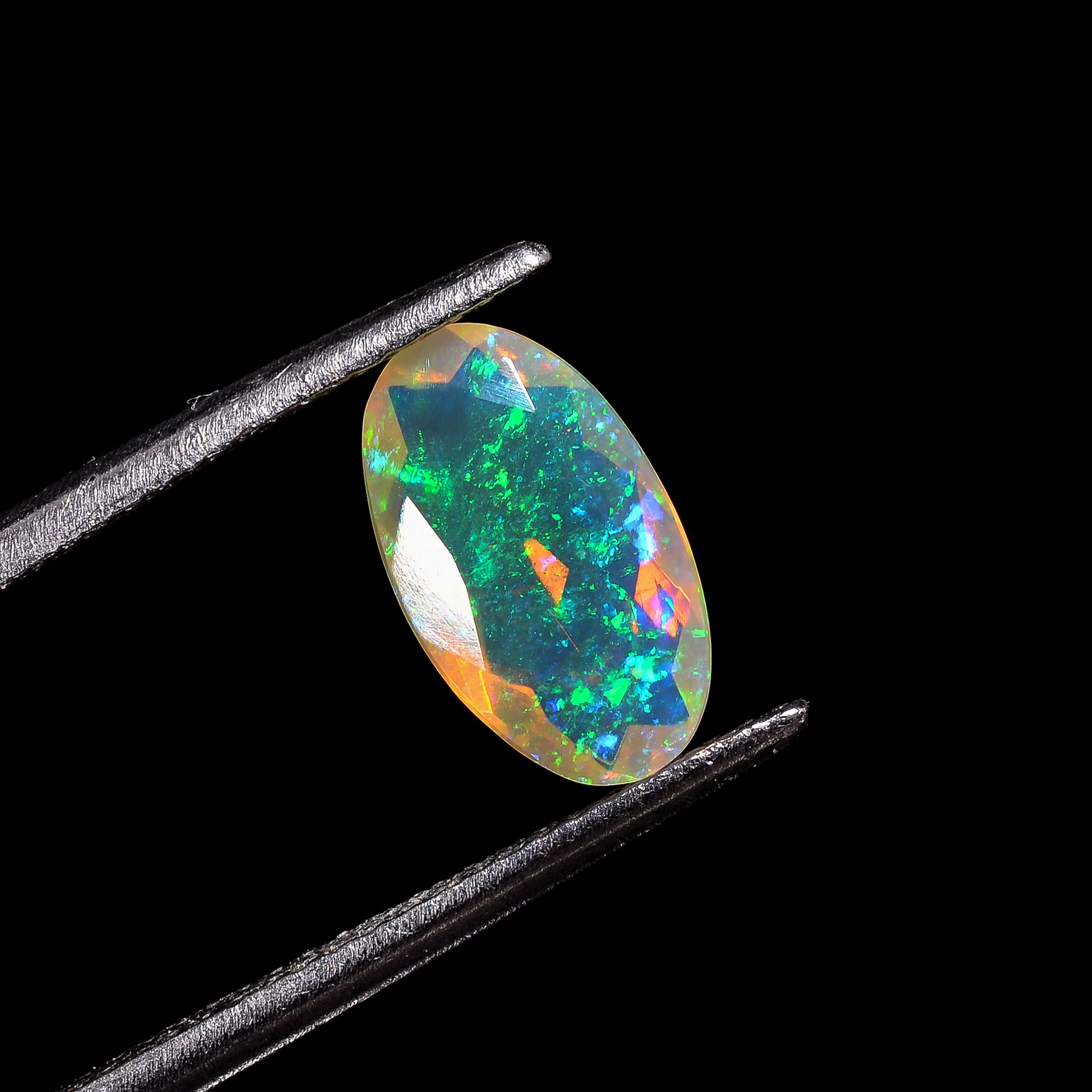Ethiopian Opal Oval Shape Cut Stone natural loose gemstone 1 Ct. 11X6X4 mm Y-7221