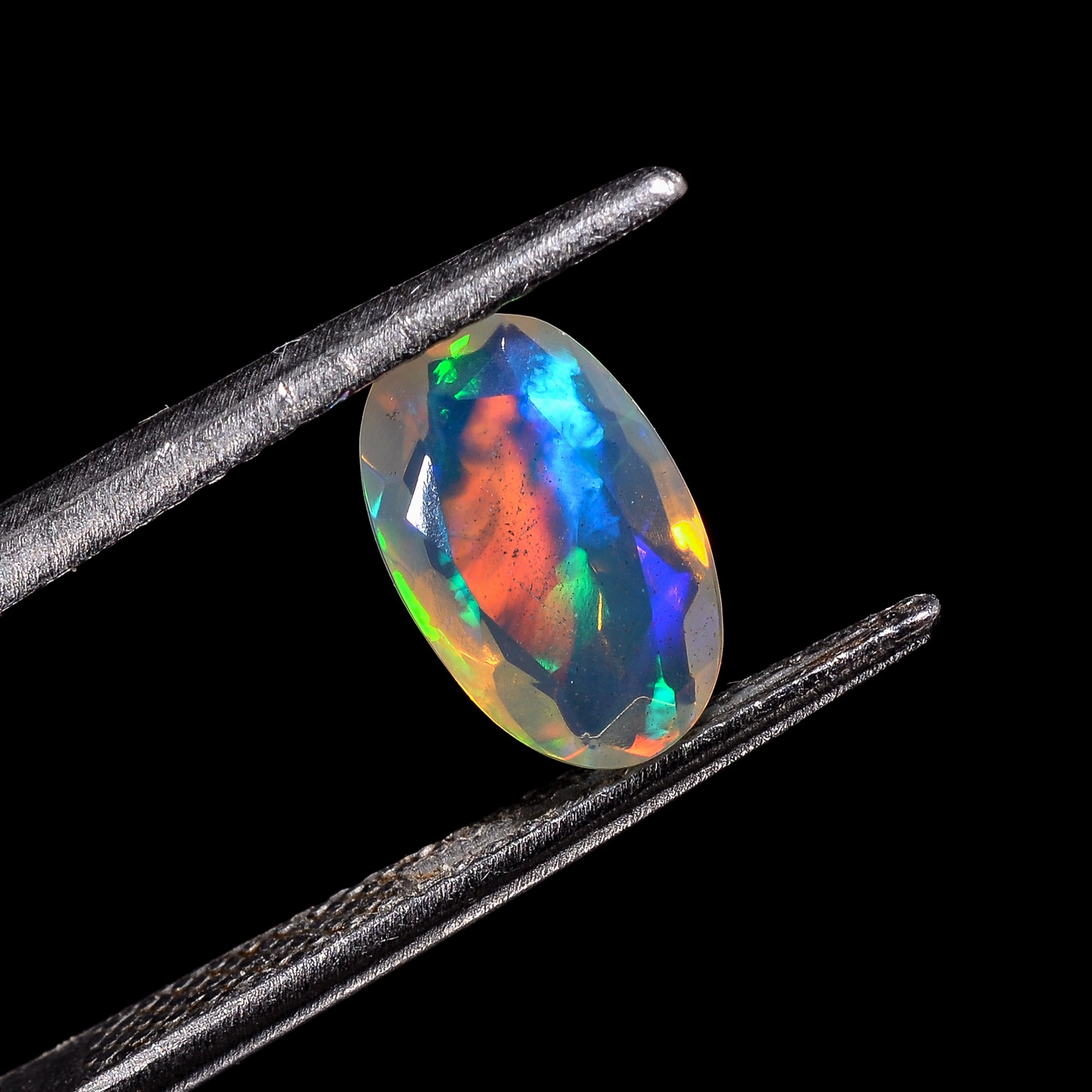 Ethiopian Opal Oval Shape Cut Stone natural loose gemstone  1 Ct. 9X6X4 mm Y-7222