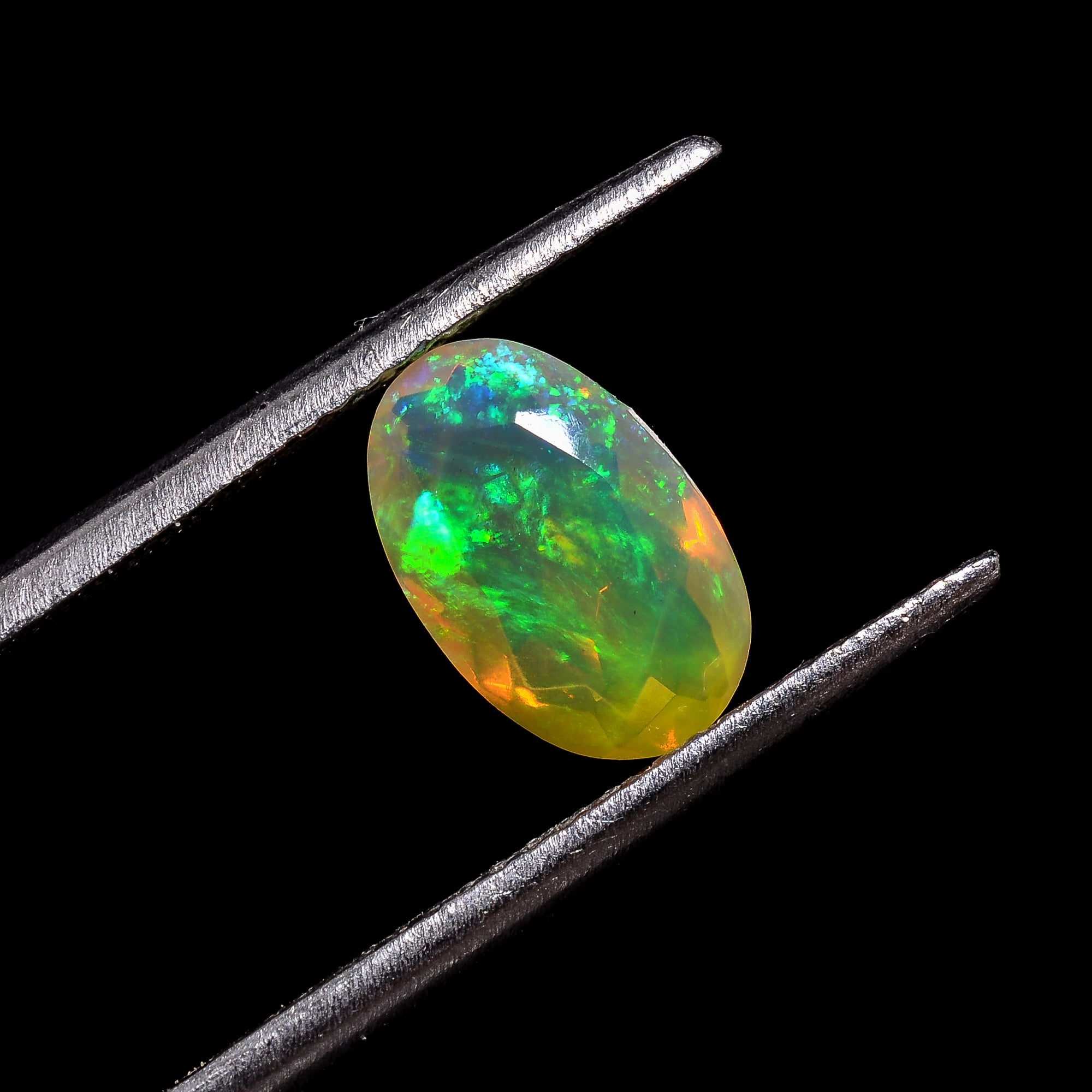 Ethiopian Opal Oval Shape Cut Stone natural loose gemstone 1.1 Ct. 10X6X4 mm Y-7229