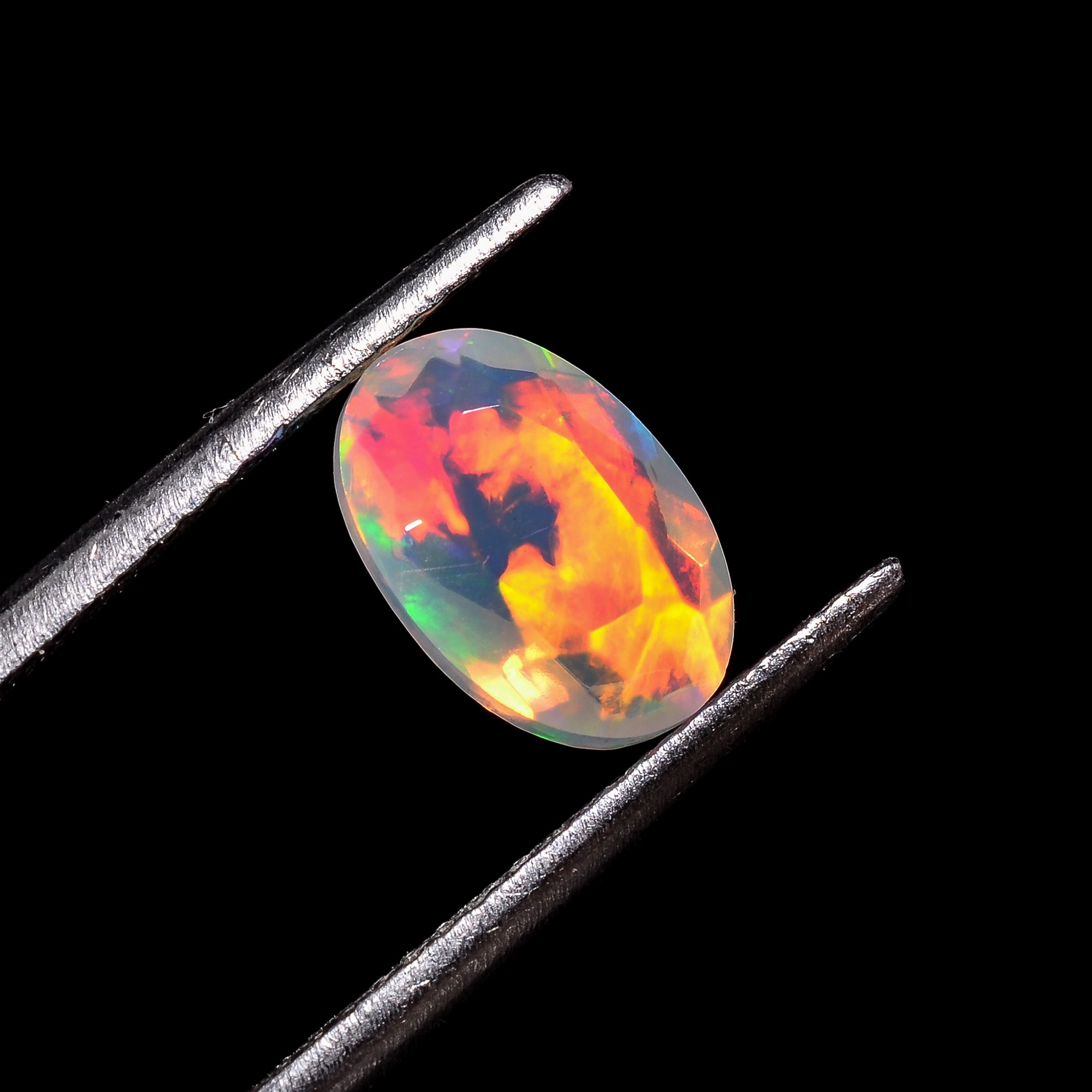 Ethiopian Opal Oval Shape Cut Stone natural loose gemstone  1.2 Ct. 9X6X4 mm Y-7238
