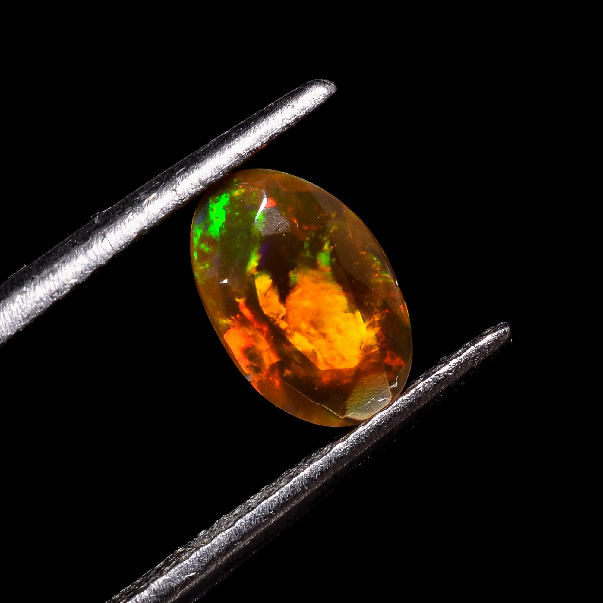 Ethiopian Opal Oval Shape Cut Stone natural loose gemstone  0.85 Ct. 9X6X3 mm Y-7247