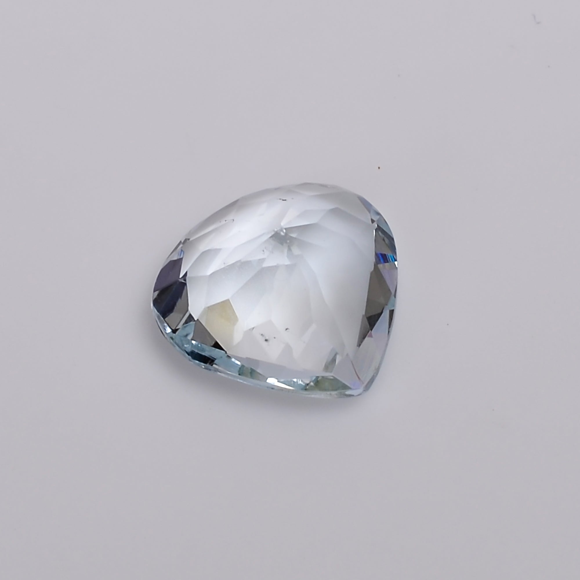 natural aquamarine heart shape cut stone loose gemstone
