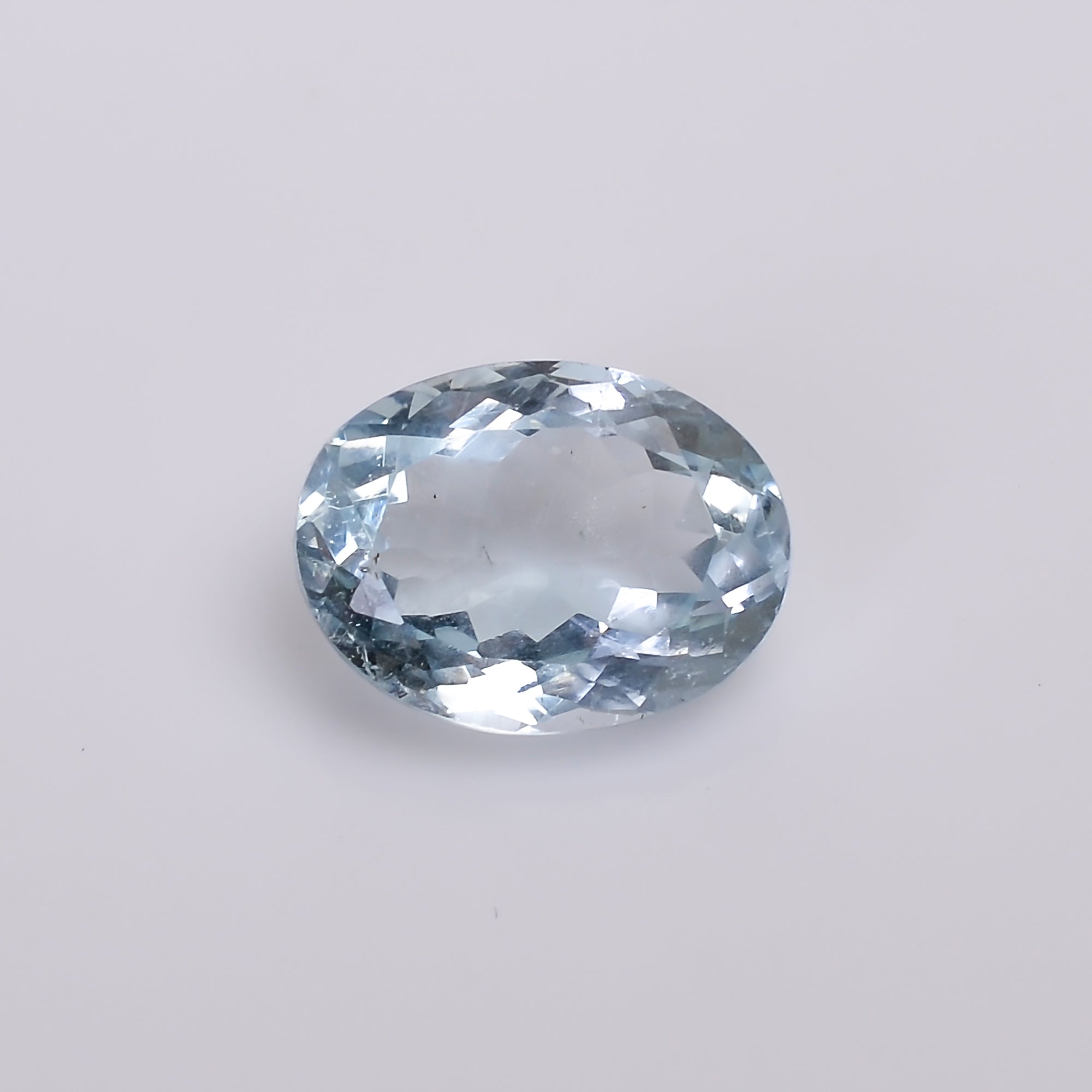 natural aquamarine oval shape cut stone loose gemstone