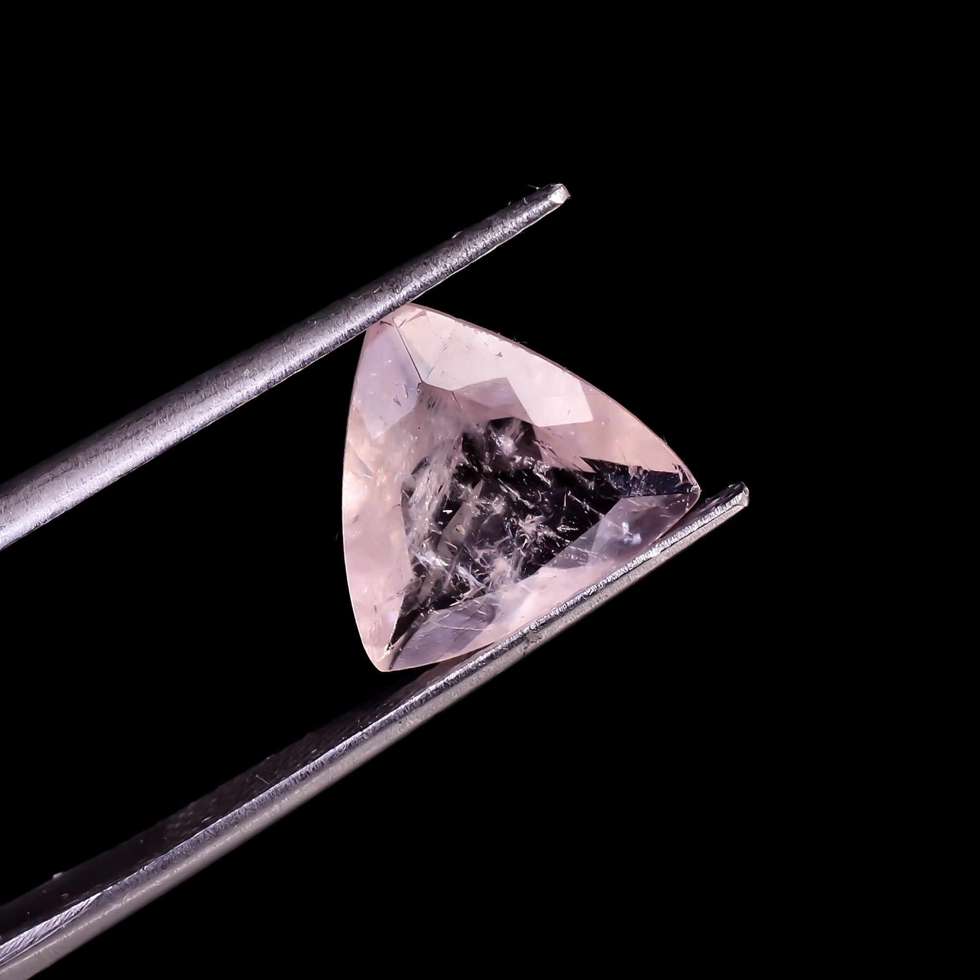 Morganite Triangle Shape Cut stone For Making Jewelry 2.5 Ct. 10X10X4 mm Y-9508