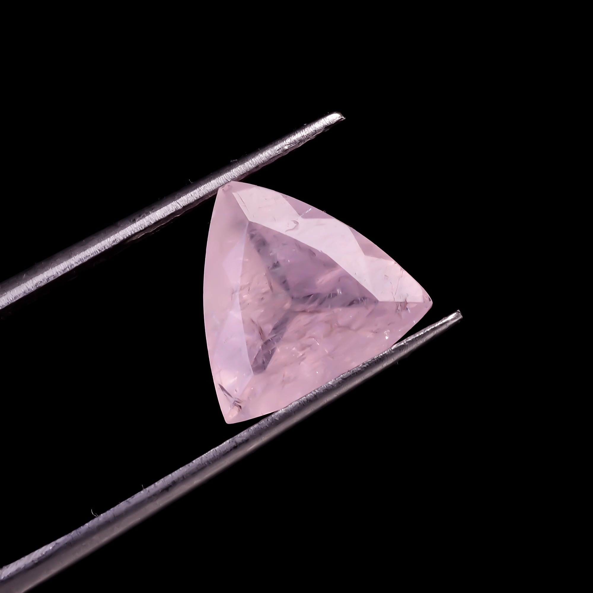 Morganite Triangle Shape Cut stone For Making Jewelry 4 Ct. 11X11X7 mm Y-9533
