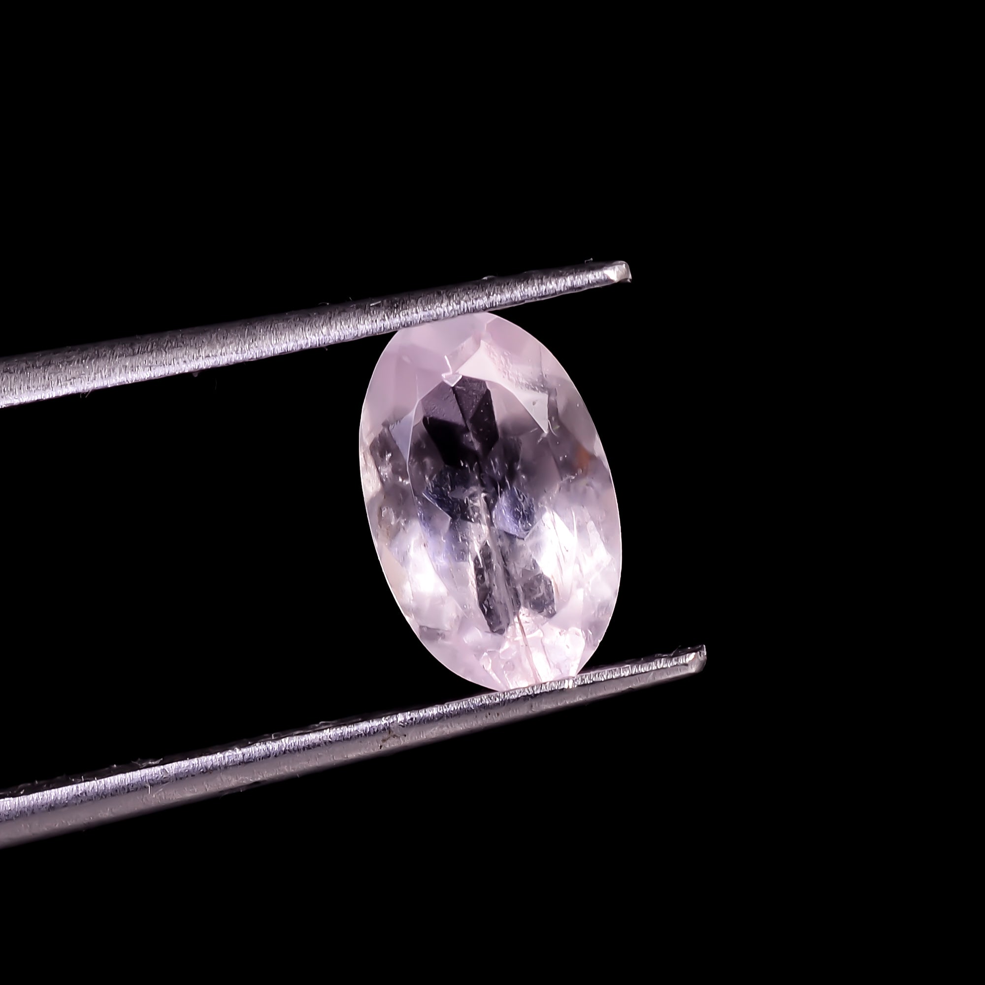 Morganite Oval Shape Cut stone For Making Jewelry 2 Ct. 9X5X4 mm Y-9536