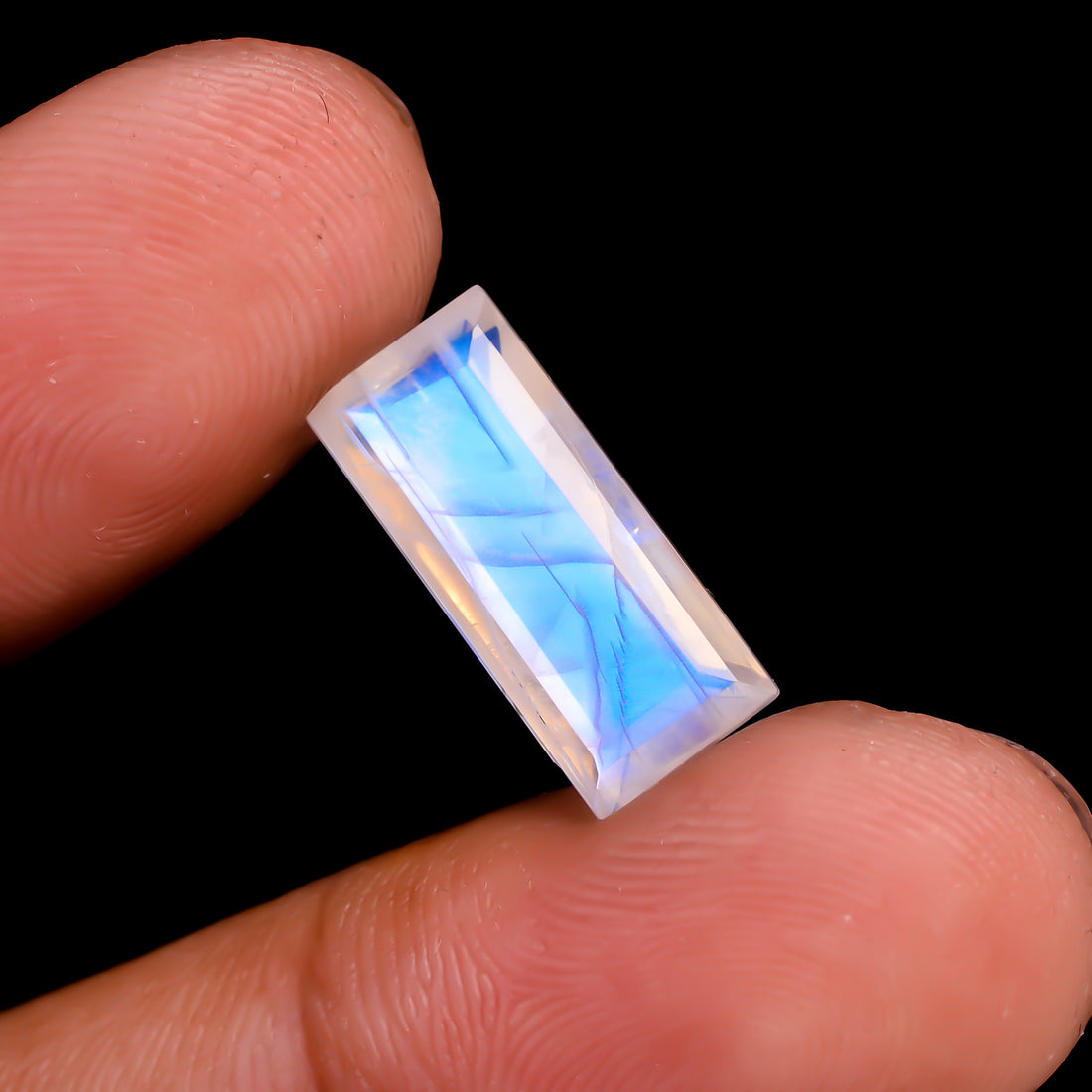 Rainbow Moonstone Radiant Shape Cut stone For Making Jewelry 4.5 Ct. 16X7X5 mm Y-9545