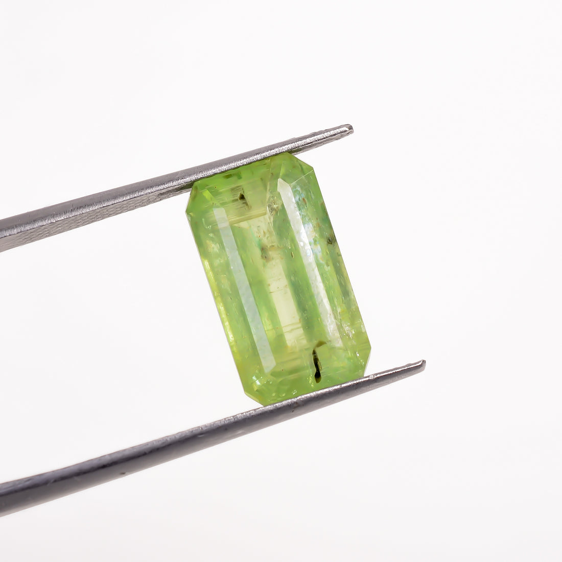 Green Kyanite Radiant Shape Cut stone For Making Jewelry 7 Ct. 14X7X6 mm Y-9563