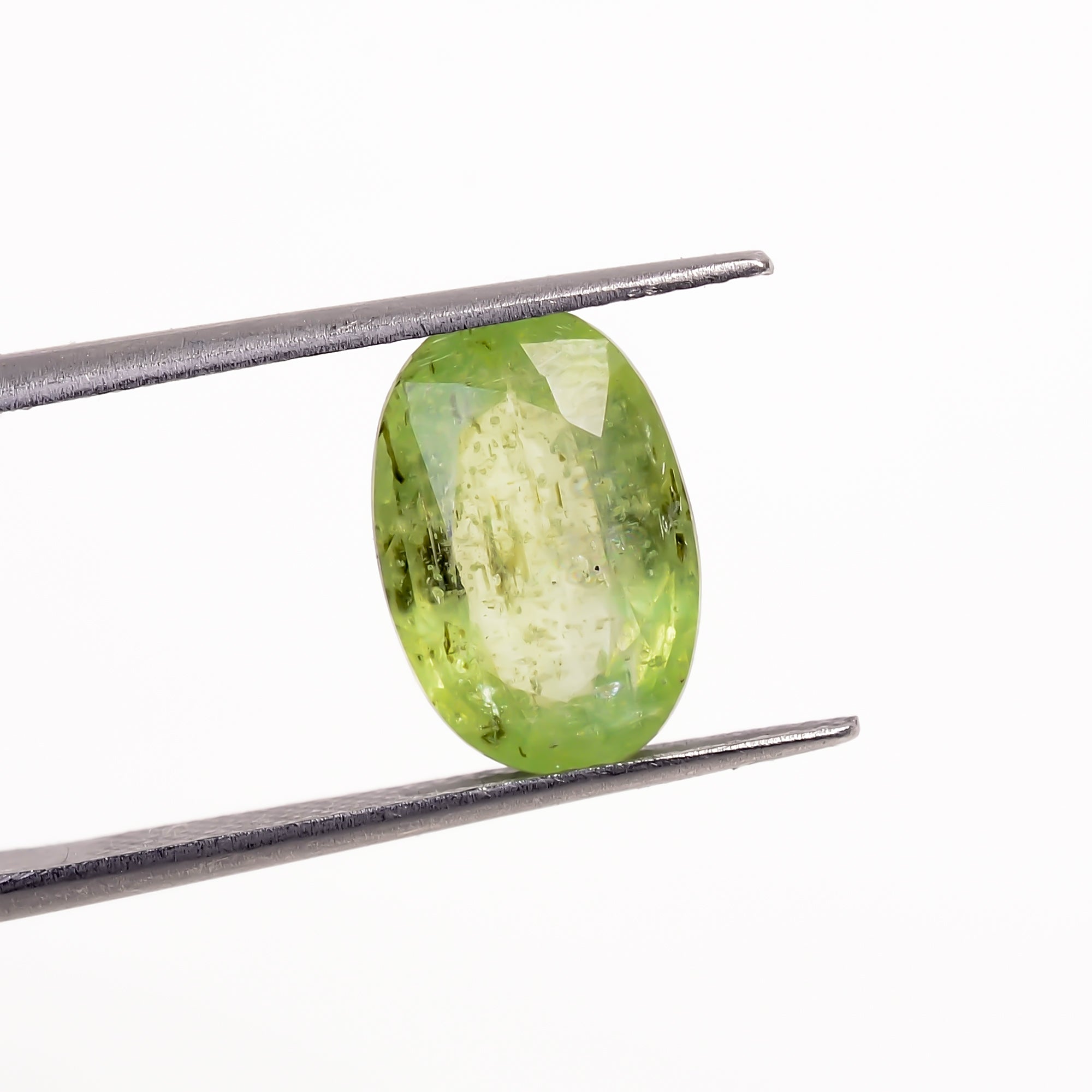 Green Kyanite Oval Shape Cut stone For Making Jewelry 4 Ct. 12X8X4 mm Y-9583