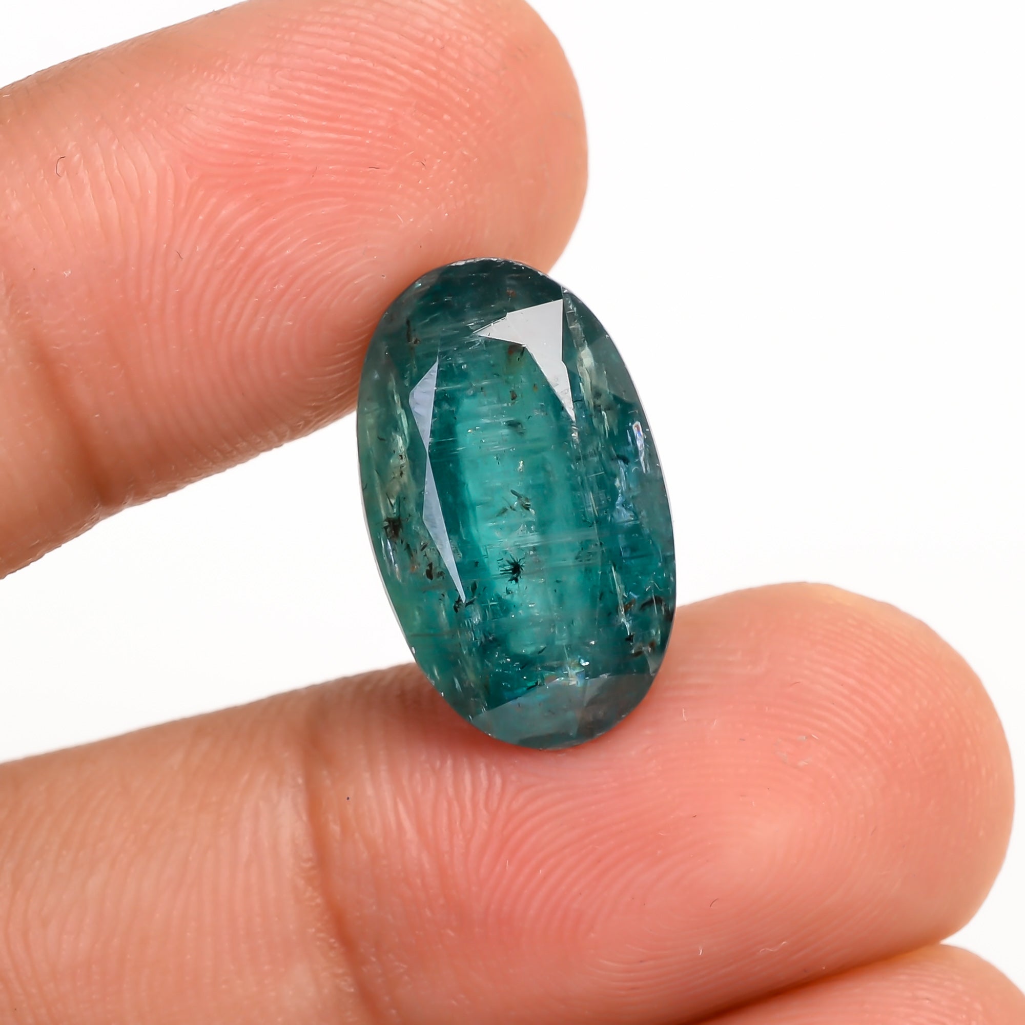 Green Kyanite Oval Shape Cut Stone For Making Jewelry 10.5 Ct. 16X10X7 mm Y-9669