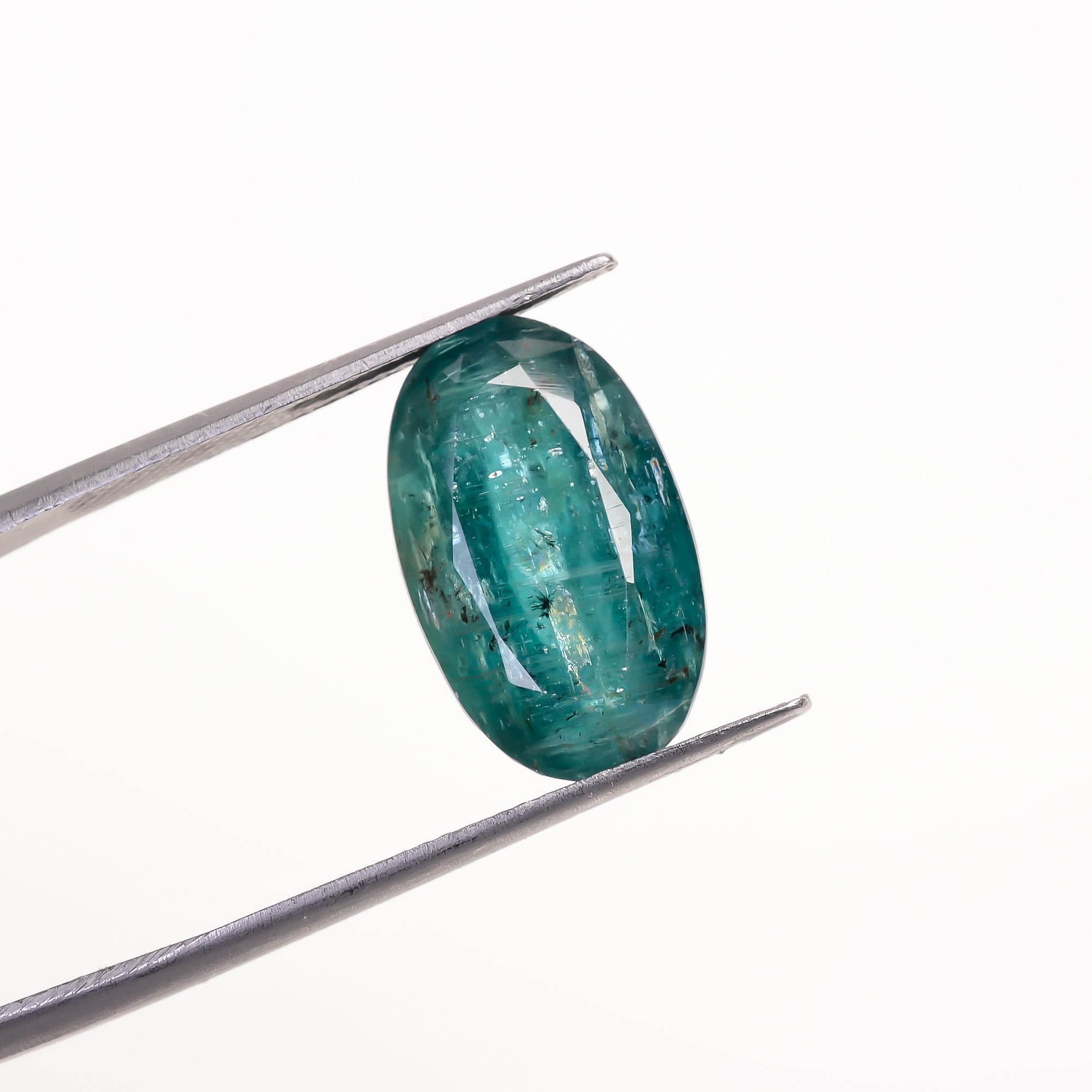 Green Kyanite Oval Shape Cut Stone For Making Jewelry 10.5 Ct. 16X10X7 mm Y-9669