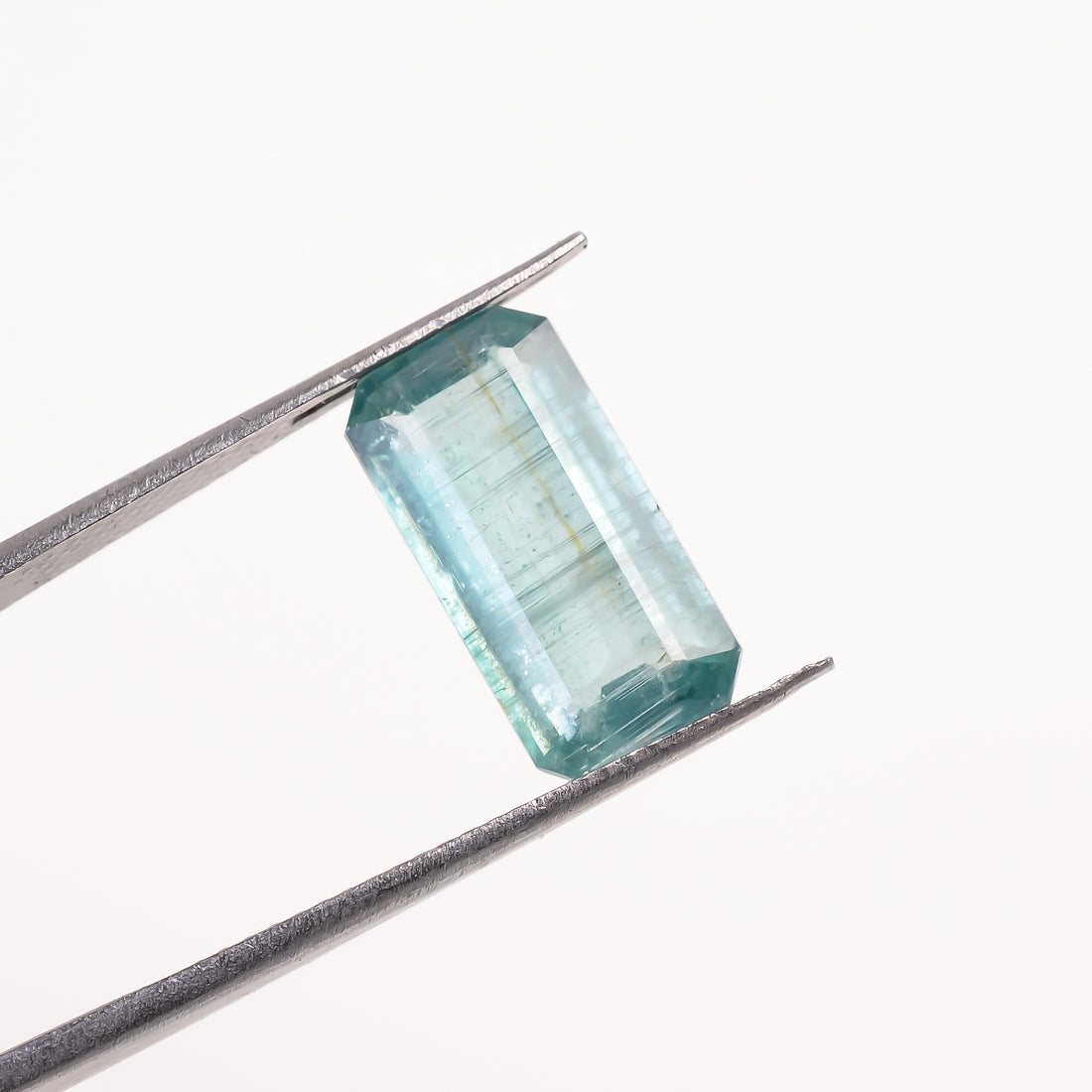 Light Green Kyanite Radiant Shape Cut Stone Loose Gemstone For Making Jewelry 5 Ct. 14X7X4 MM Y-9722