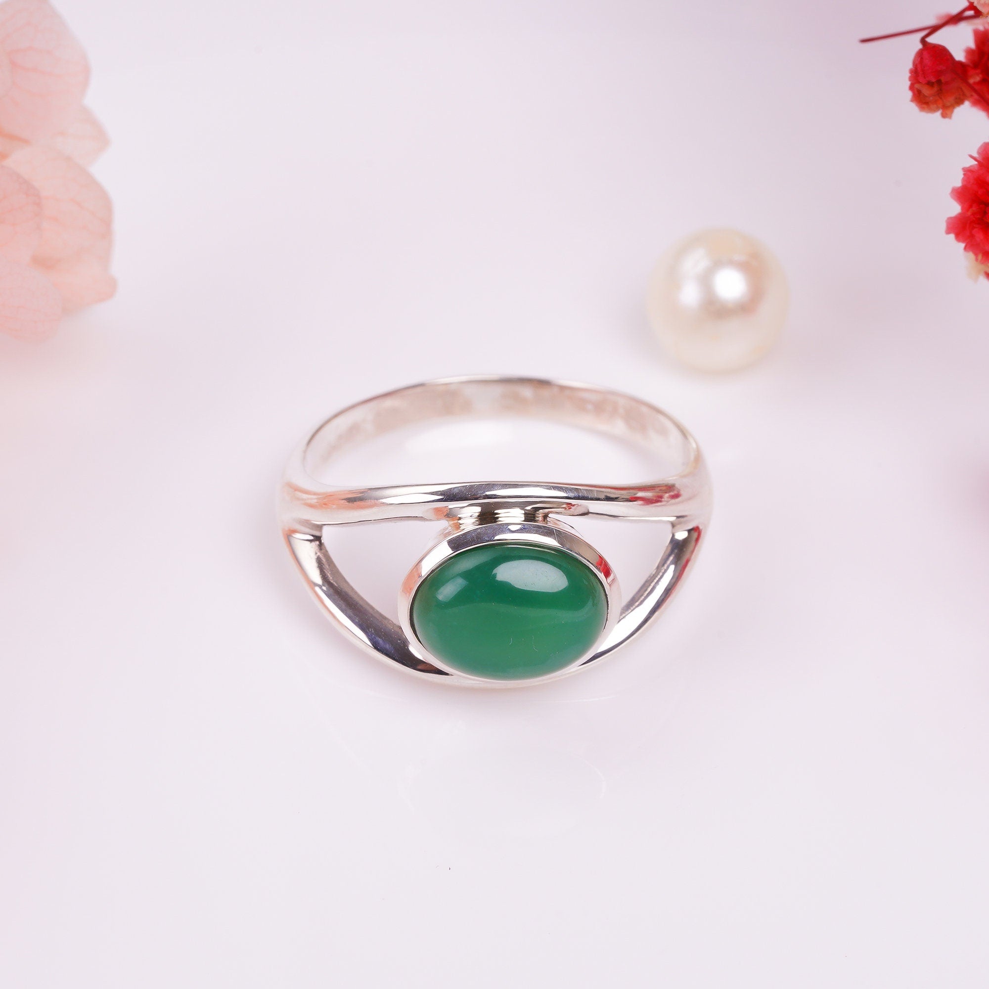 natural chrysoprase oval shape ethnic handmade ring 925 sterling silver 10 25 us 3 7 gms y 7782