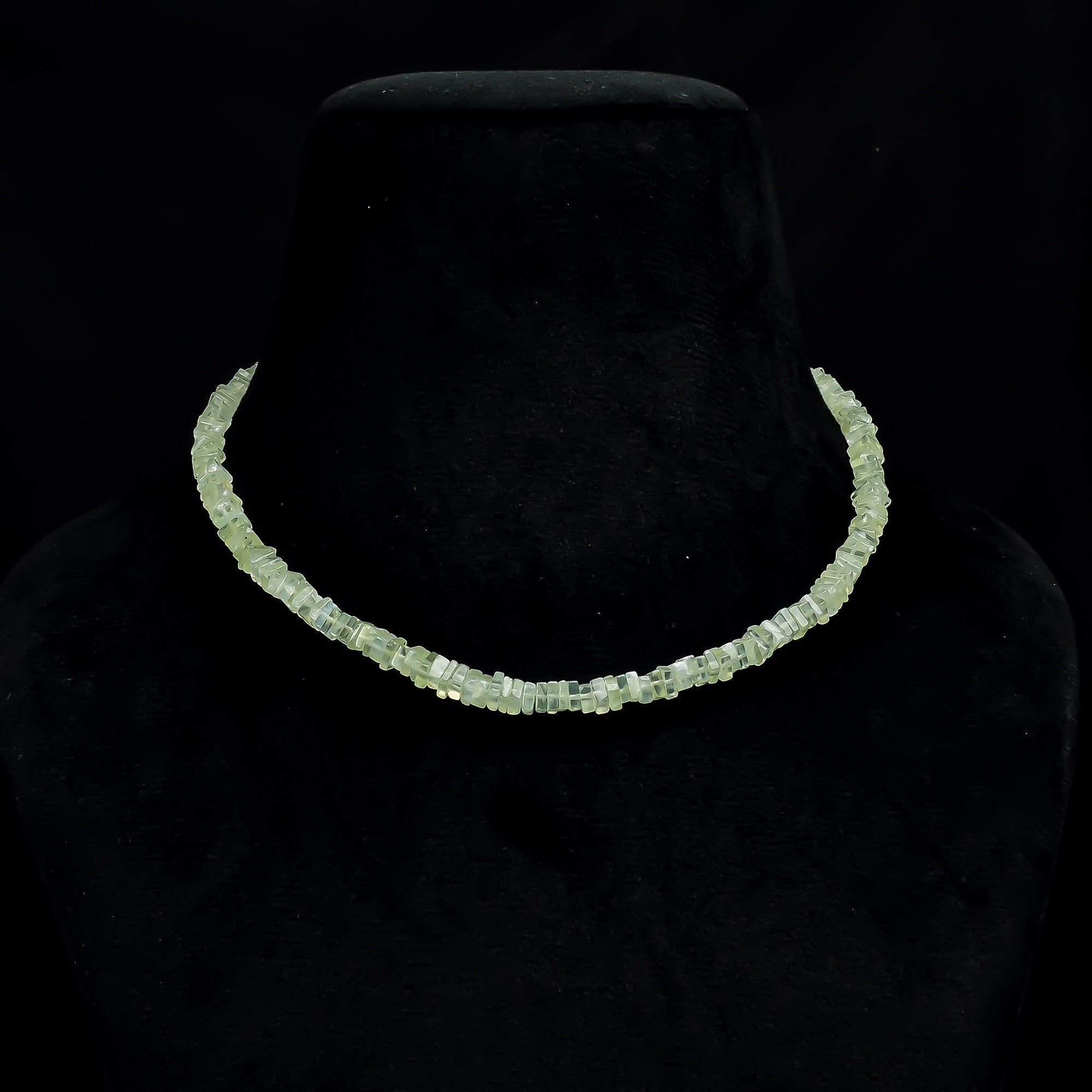 prehnite natural gemstone square heishi shape smooth necklace 17 19 beads 5x5x3 mm 157 ct yn 418