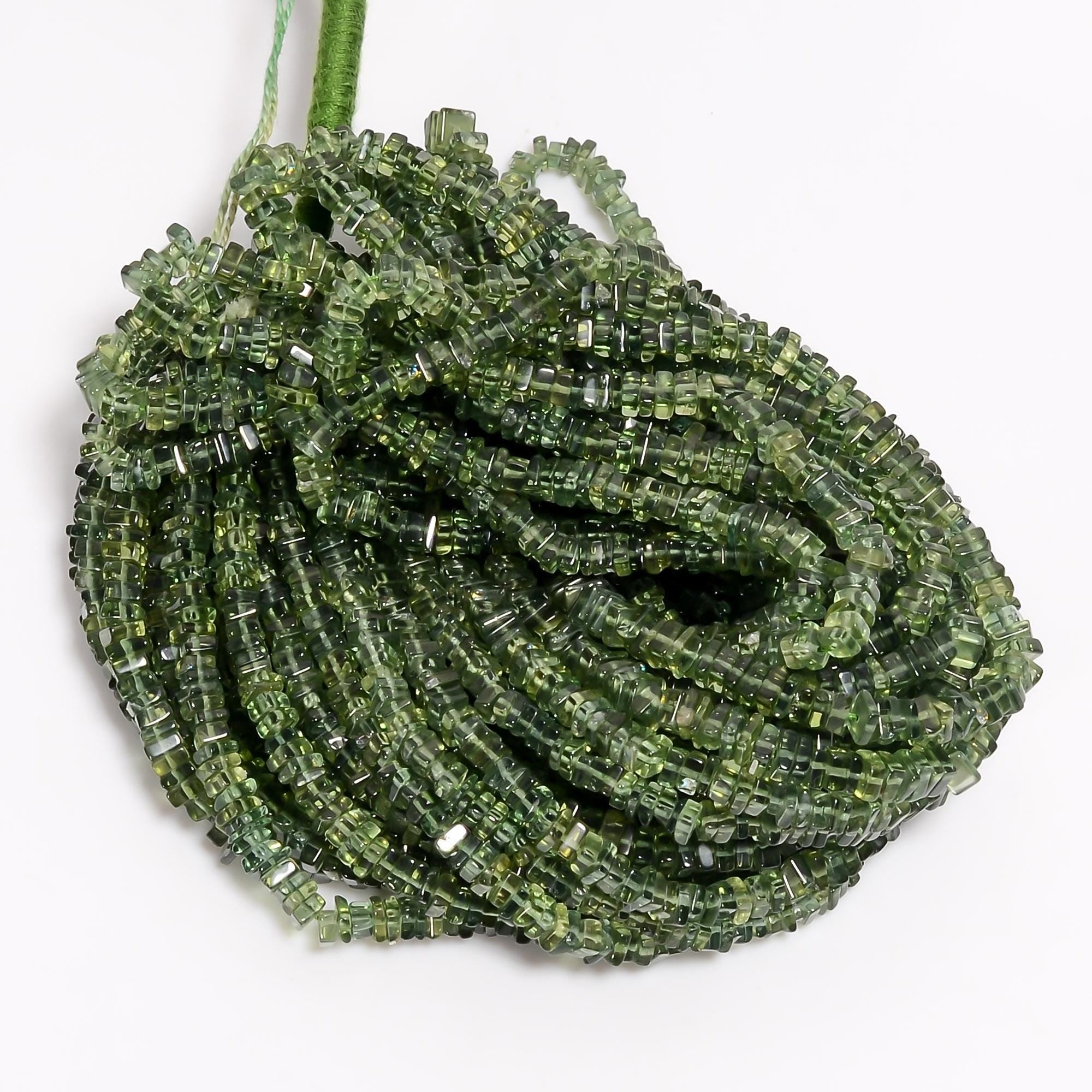 green apatite natural gemstone square shape faceted 23 lines strand 16 beads 4x4x2 mm 1322 5 ct yn 499