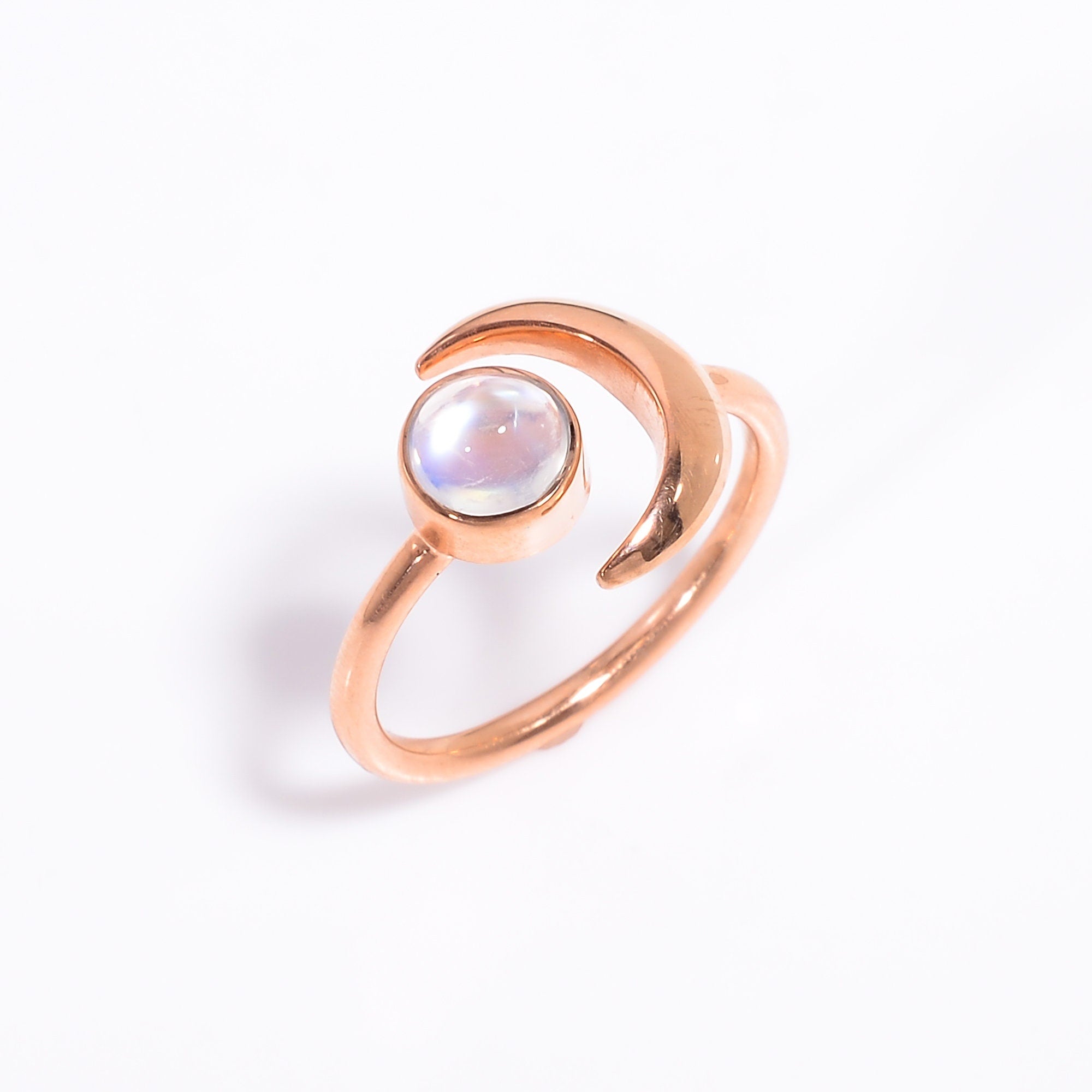 natural rainbow moonstone round moon design 925 sterling silver rose gold plated ring 7 25 us 2 7 gms y 7791
