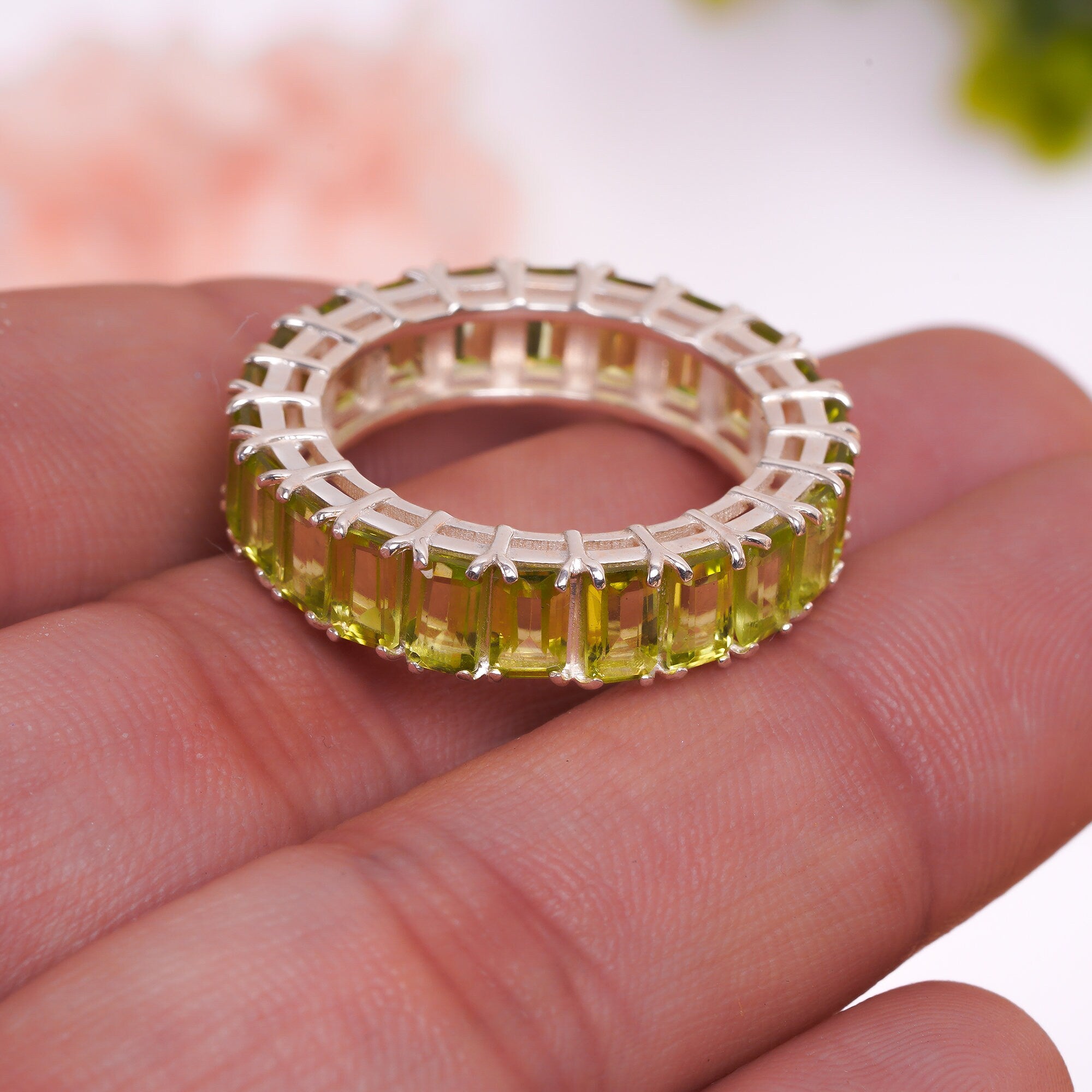 natural peridot radiant shape ethnic handmade 925 sterling silver ring 8 us 4 7 gms y 7775