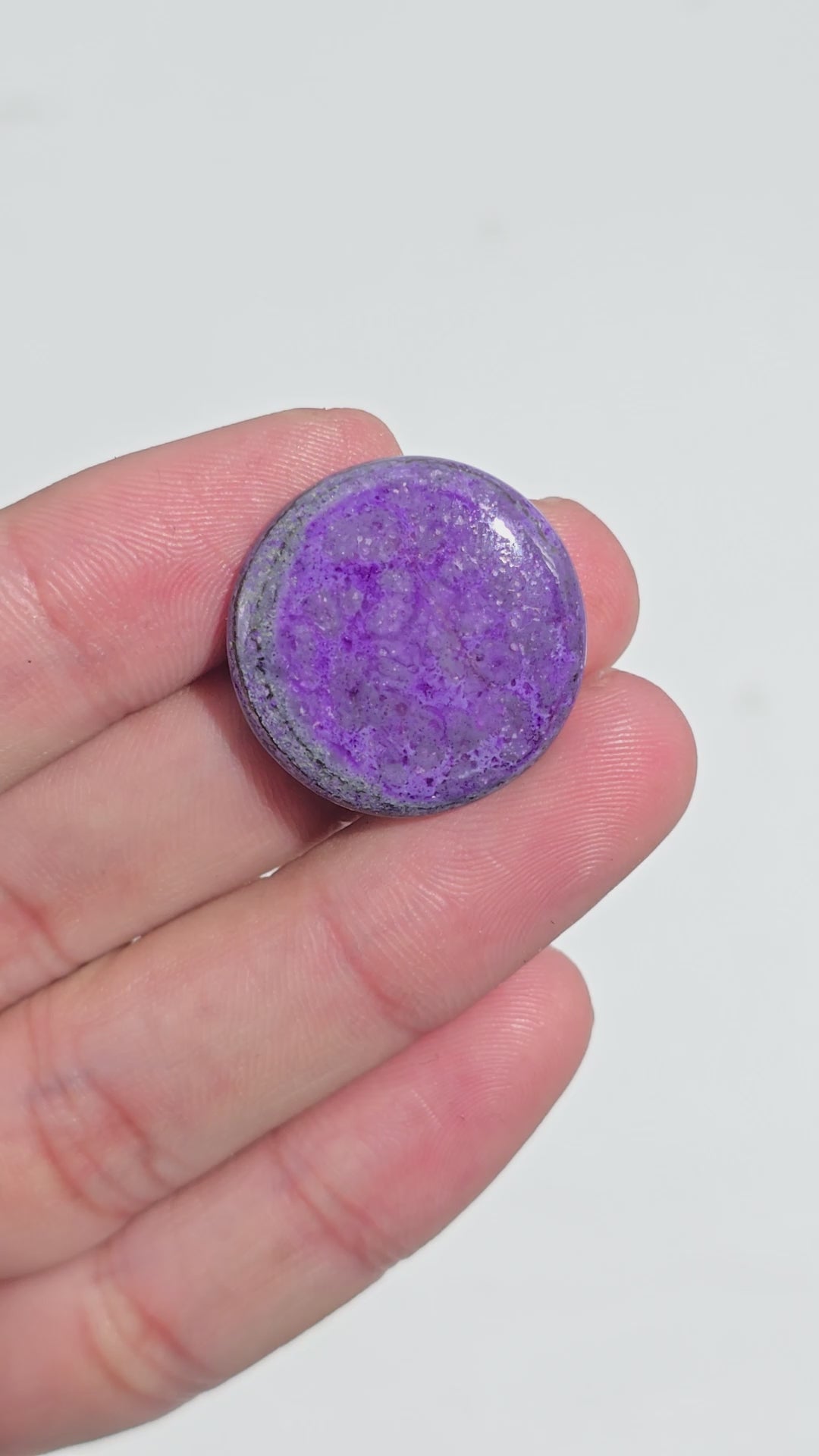 Sugilite Round Shape Cabochon Loose Gemstone For Making Jewelry 20.5 Ct. 23X23X4 mm Y-9292