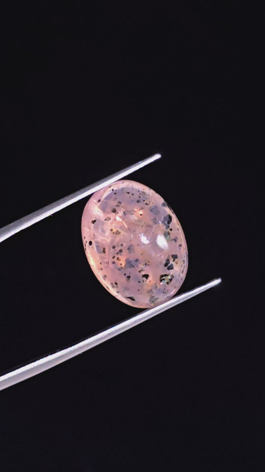 Rose Quartz With Hematite Oval Shape Cabochon For Making Jewelry 14.5 Ct. 17X14X8 mm Y-9845